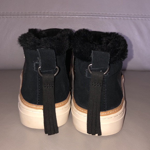 Women’s Toms Black Paxton Leather Shoes Booties size 8 - Picture 3 of 4